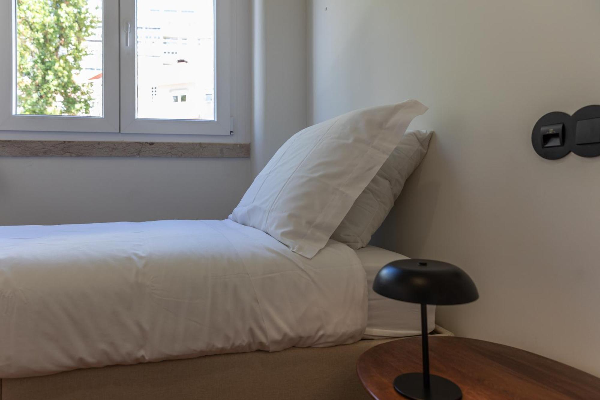 Alvalade 58 - Charming 2 Bedroom Apartment With Ac Near The Airport And City Center Lissabon Exterior foto